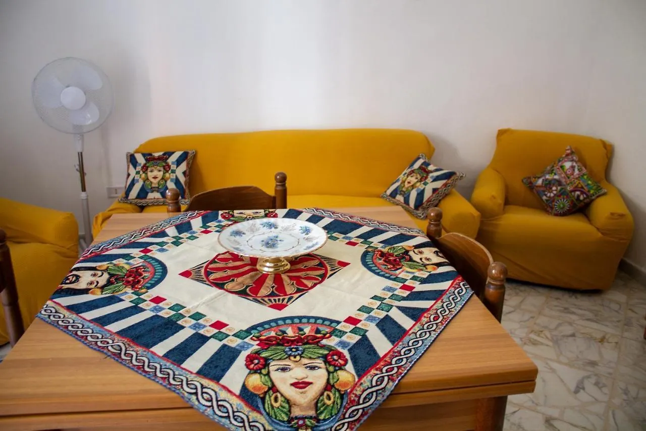Casa Vacanze Sara ريالمونتي 0*,  إيطاليا